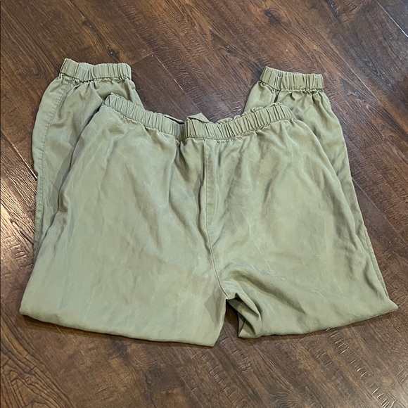 Loft Medium Casual Olive Green Joggers - Picture 4 of 4